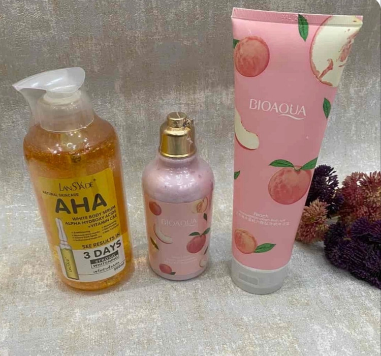 کرم اعجوبه اصلی ضدلک و سفید کننده صورت نمای ۲
